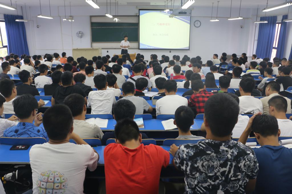 太阳城网络赌博平台(中国)官方网站
党委书记樊跃峰讲话